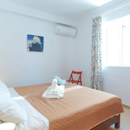 Kaminaki Beachfront Appartamento