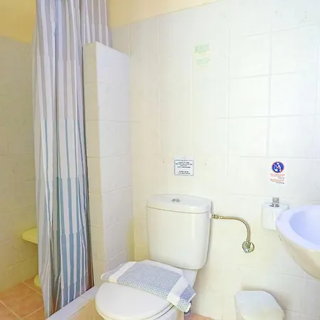 Appartamento Kaminaki Beachfront *