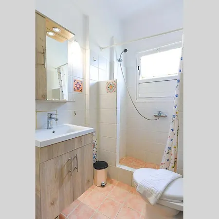 Appartamento Kaminaki Beachfront